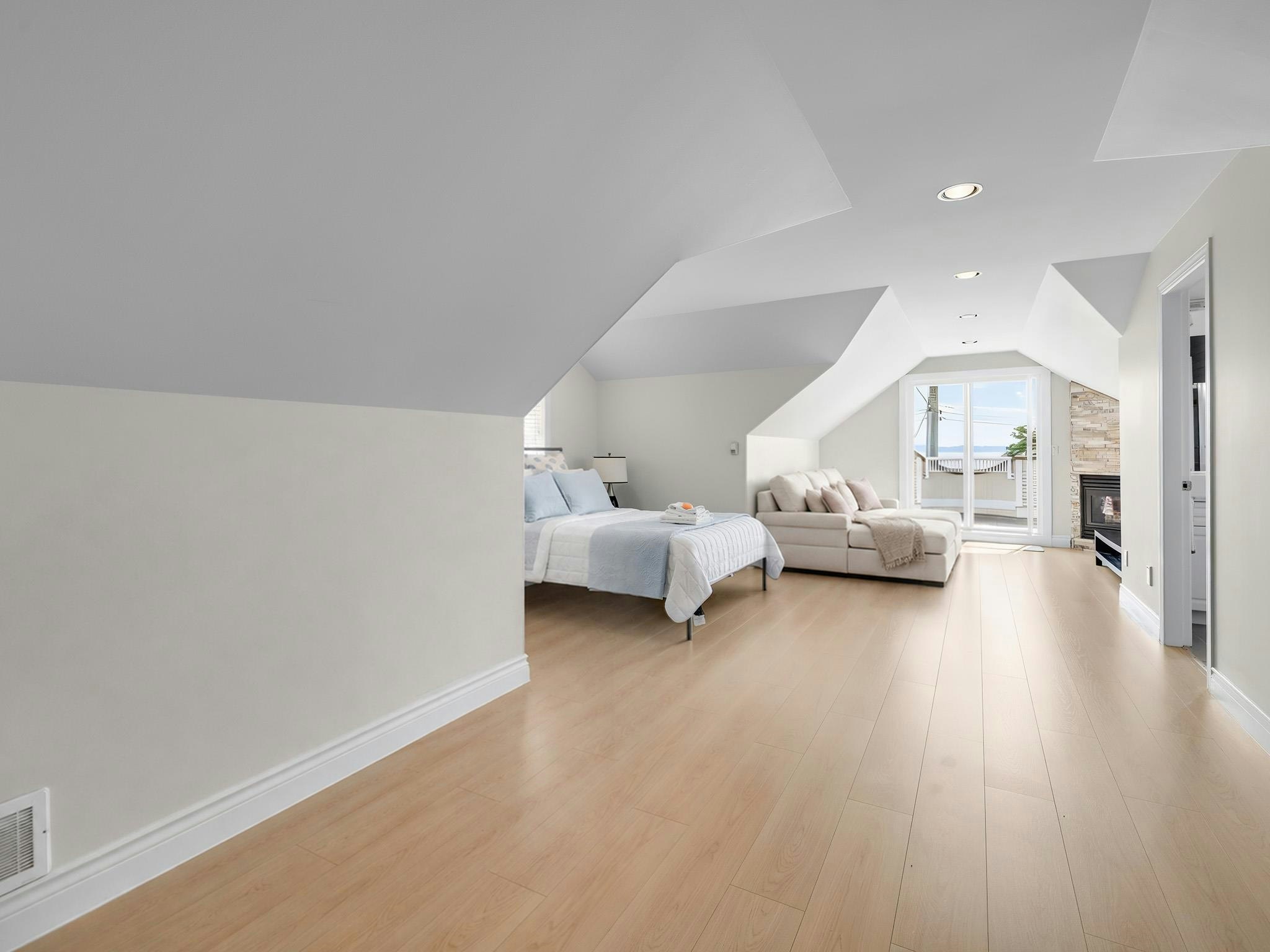 14763 Marine Drive, Surrey, BC, V4B 1B9 - 19