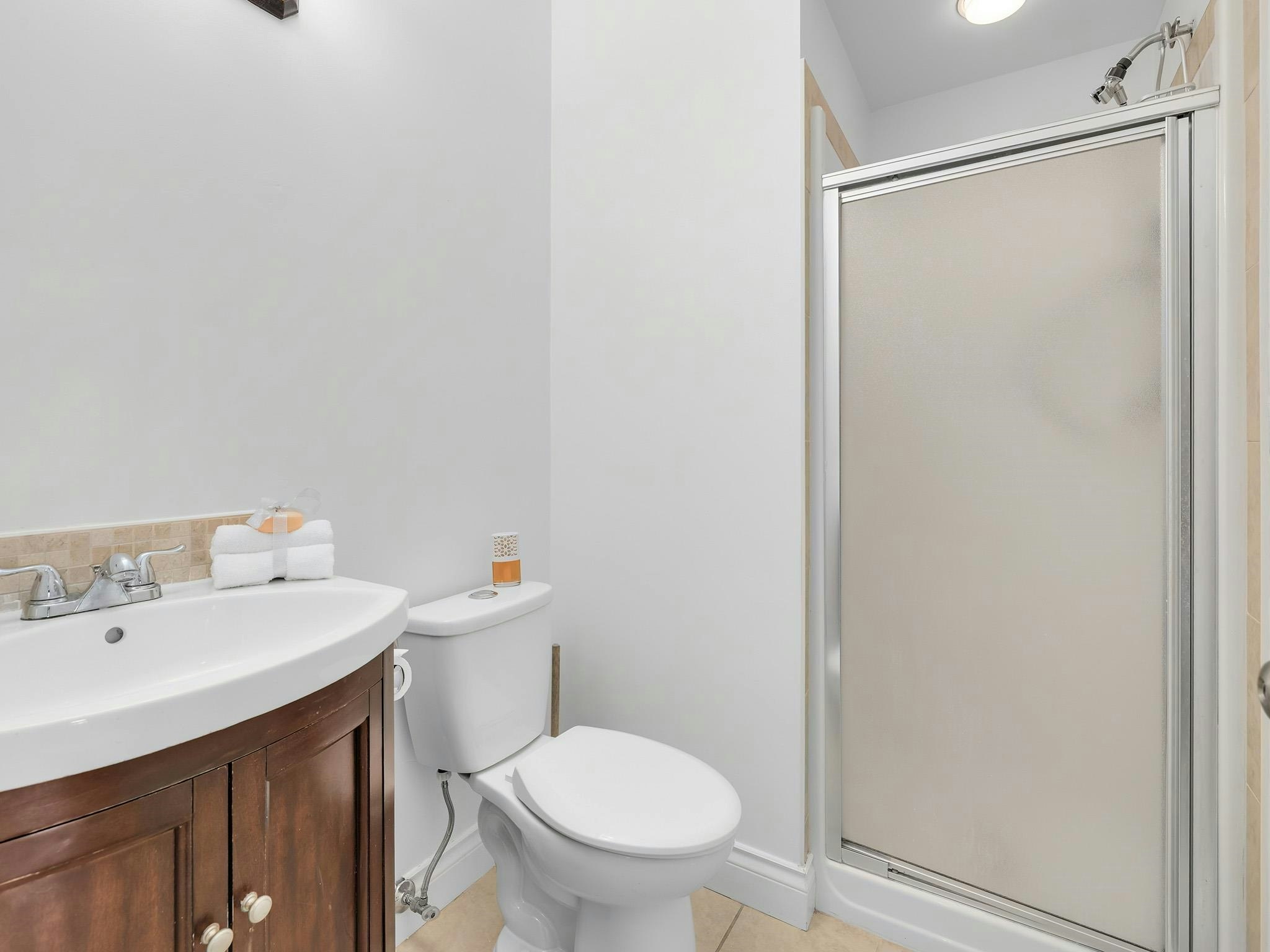 14763 Marine Drive, Surrey, BC, V4B 1B9 - 17