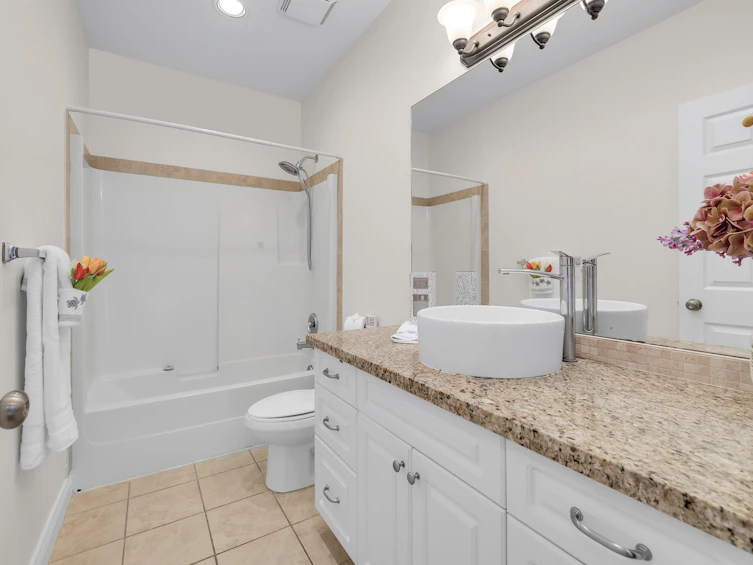 14763 Marine Drive, Surrey, BC, V4B 1B9 - 13