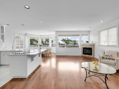 14763 Marine Drive - 5