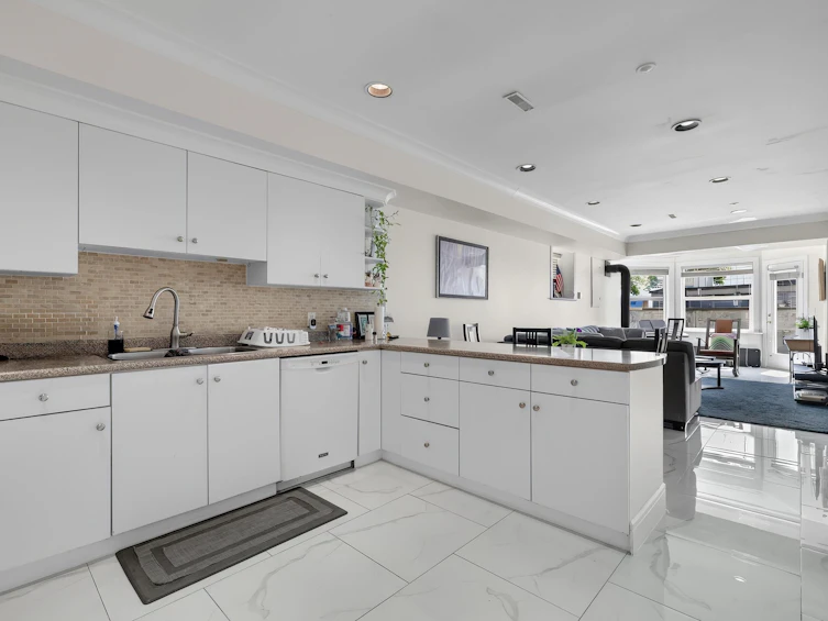 14763 Marine Drive, Surrey, BC, V4B 1B9 - 32