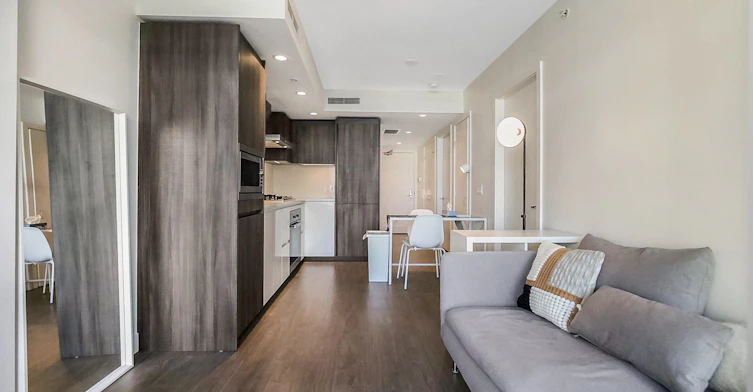 5xx-8133 Cook Road, Richmond, BC, V6Y 0L7 - 4