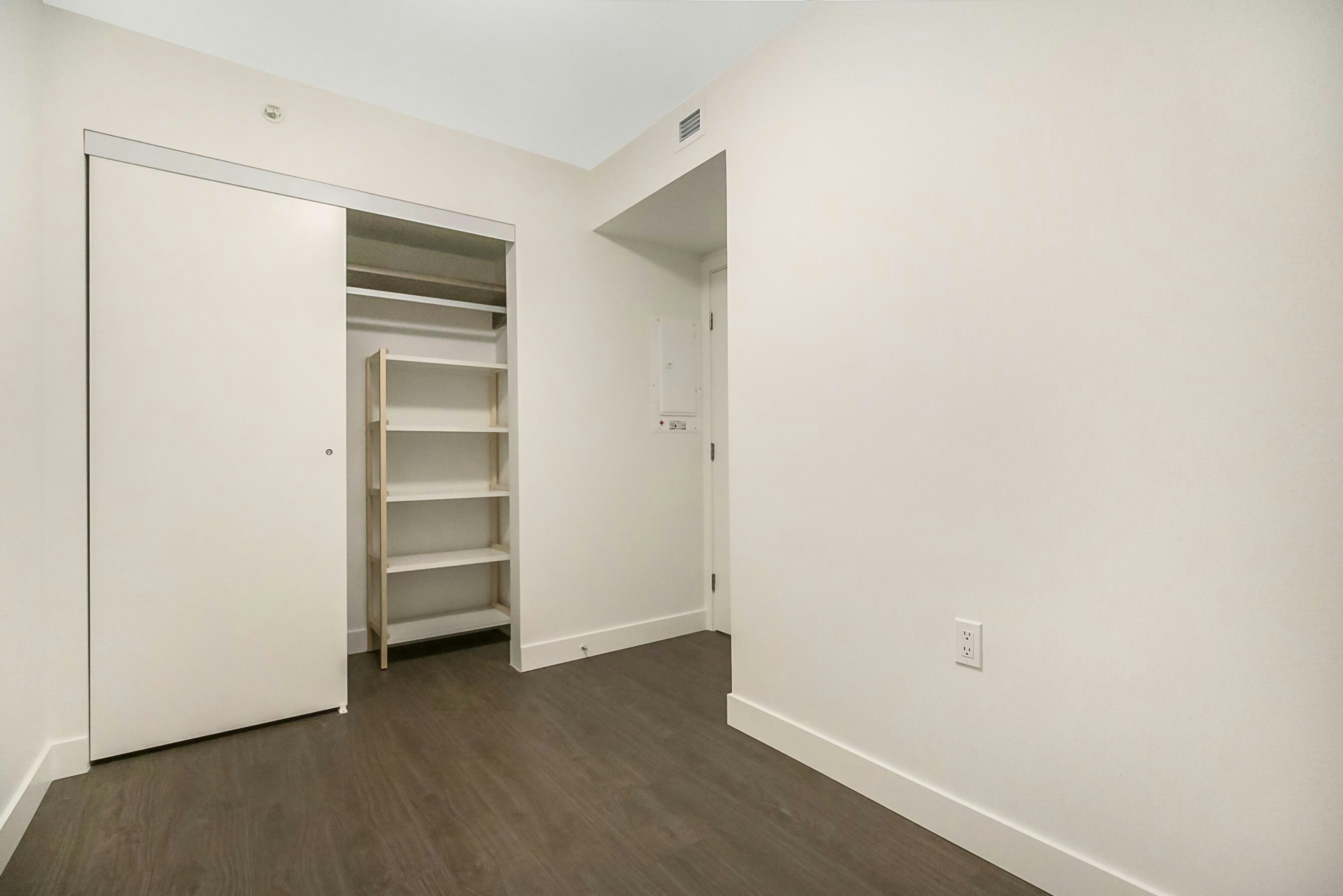 5xx-8133 Cook Road, Richmond, BC, V6Y 0L7 - 14