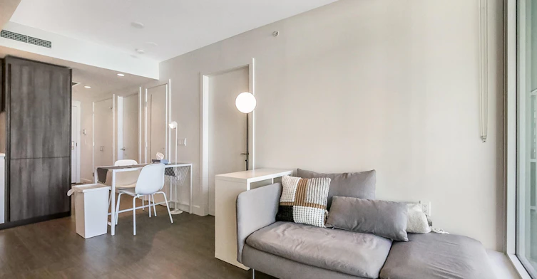 5xx-8133 Cook Road, Richmond, BC, V6Y 0L7 - 3