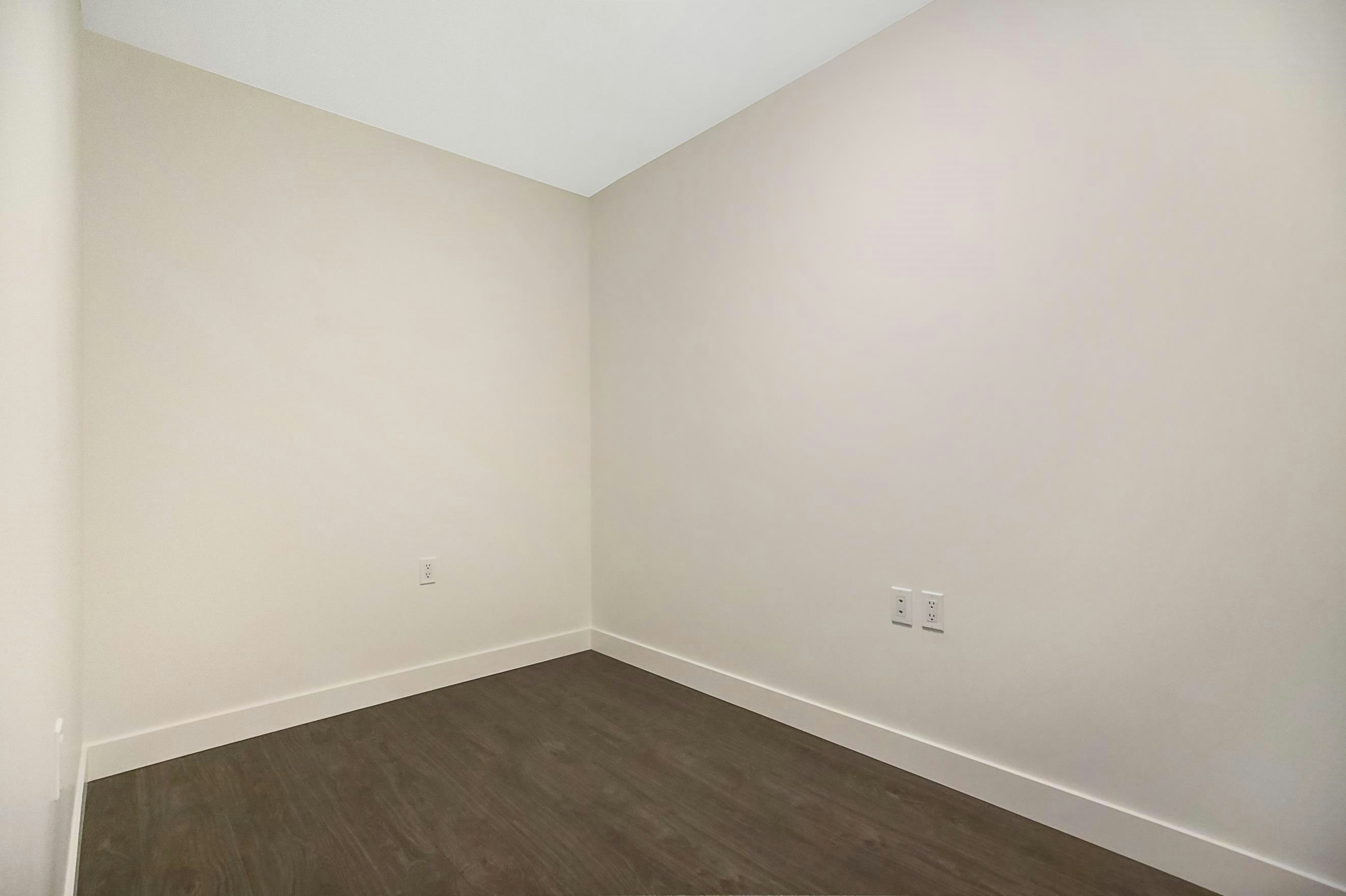 5xx-8133 Cook Road, Richmond, BC, V6Y 0L7 - 13