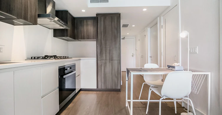 5xx-8133 Cook Road, Richmond, BC, V6Y 0L7