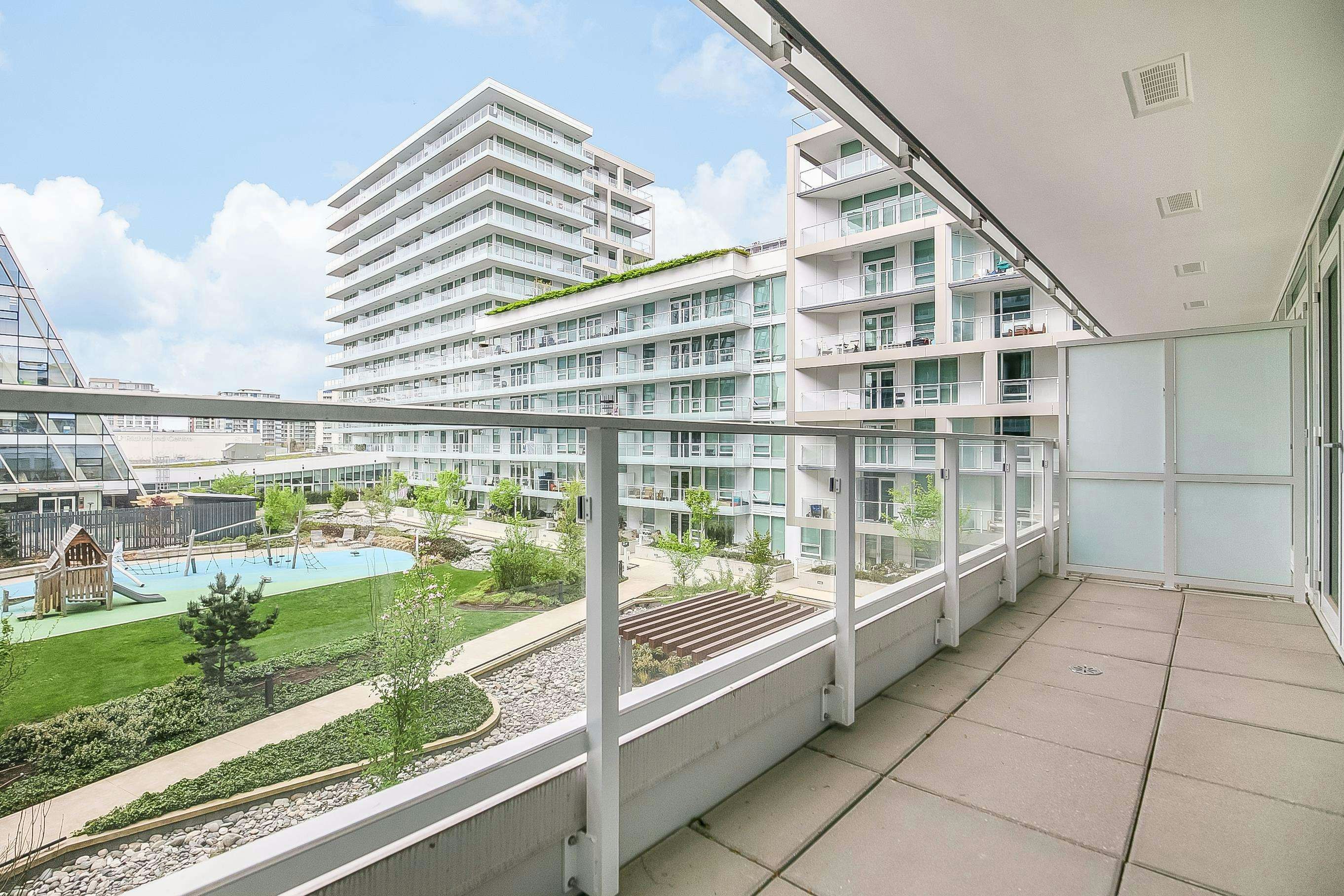 5xx-8133 Cook Road, Richmond, BC, V6Y 0L7 - 16