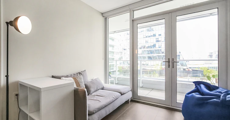5xx-8133 Cook Road, Richmond, BC, V6Y 0L7 - 8