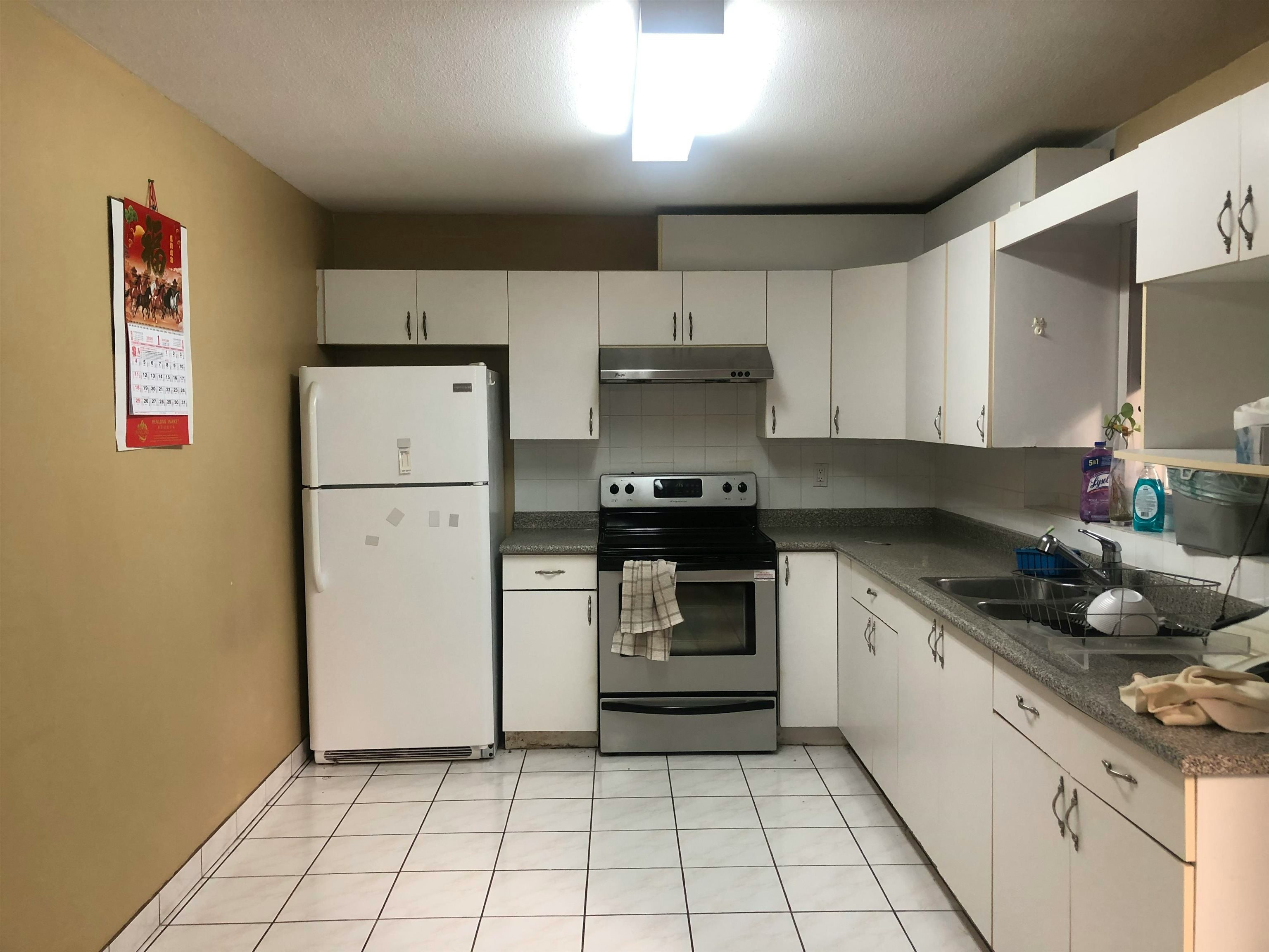 12930 109 Avenue, Surrey, BC, V3T 2N2