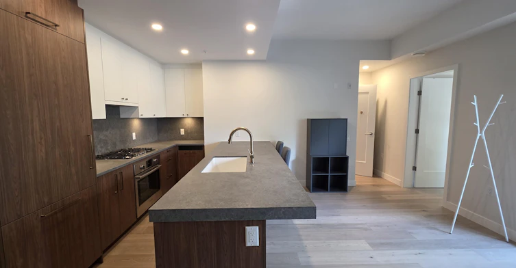204-5005 Ash Street, Vancouver, BC, V5Z 0K8 - 9
