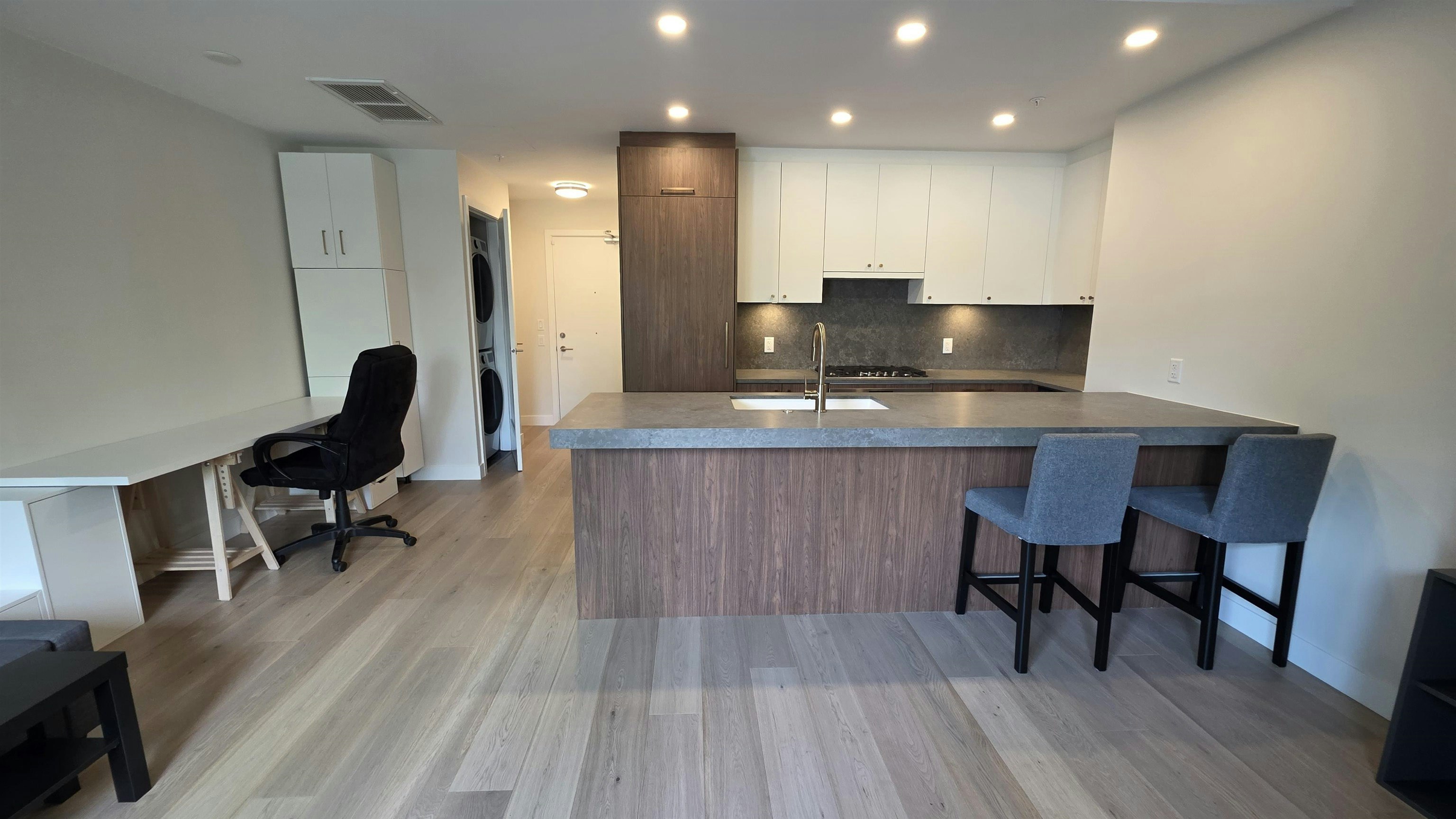 204-5005 Ash Street, Vancouver, BC, V5Z 0K8 - 6