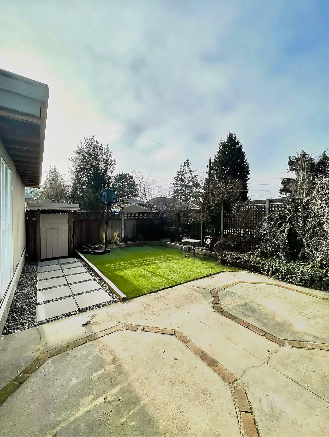 Ground Level,  Mathers Avenue, West Vancouver, BC, V7T 2G2 - 3