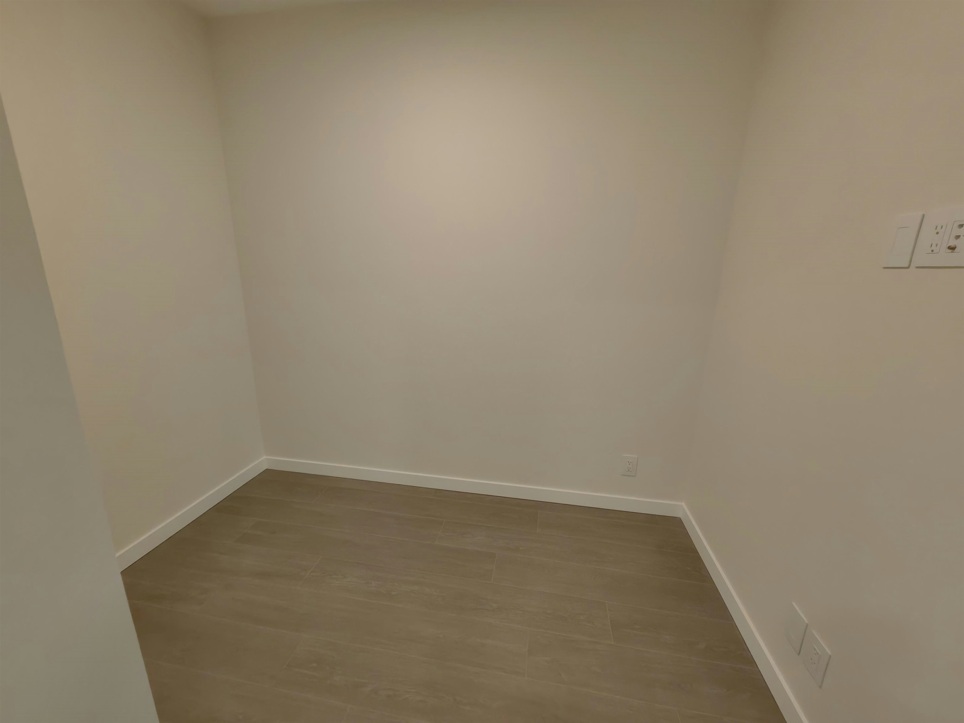 1110-2186 Gilmore Avenue, Burnaby, BC, V5C 0N7 - 4