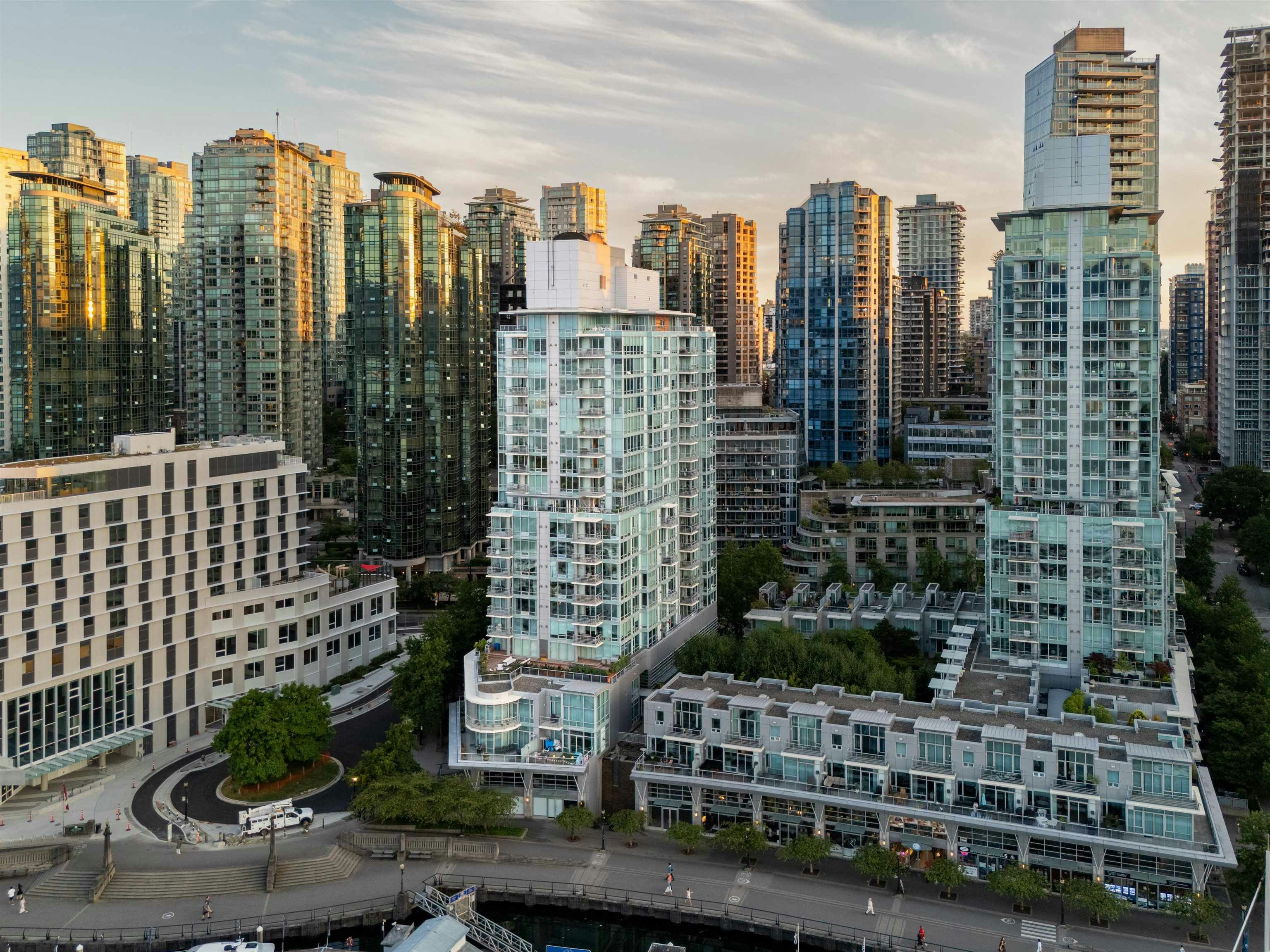 493 Broughton Street, Vancouver, BC, V6G 3E8 - 35