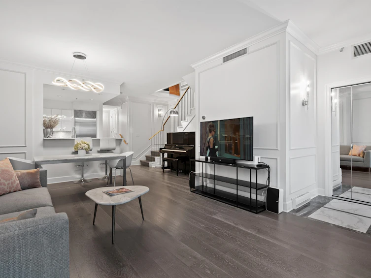 493 Broughton Street, Vancouver, BC, V6G 3E8 - 3