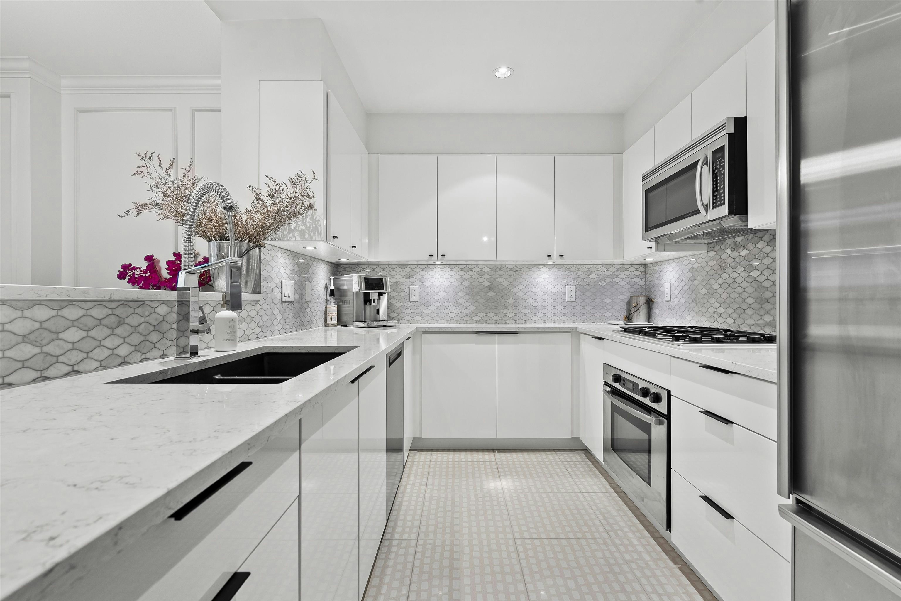 493 Broughton Street, Vancouver, BC, V6G 3E8 - 13