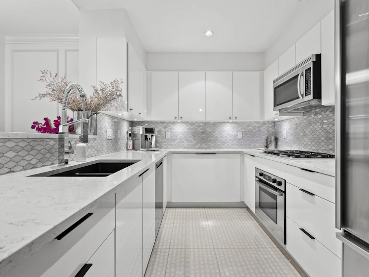493 Broughton Street, Vancouver, BC, V6G 3E8 - 13