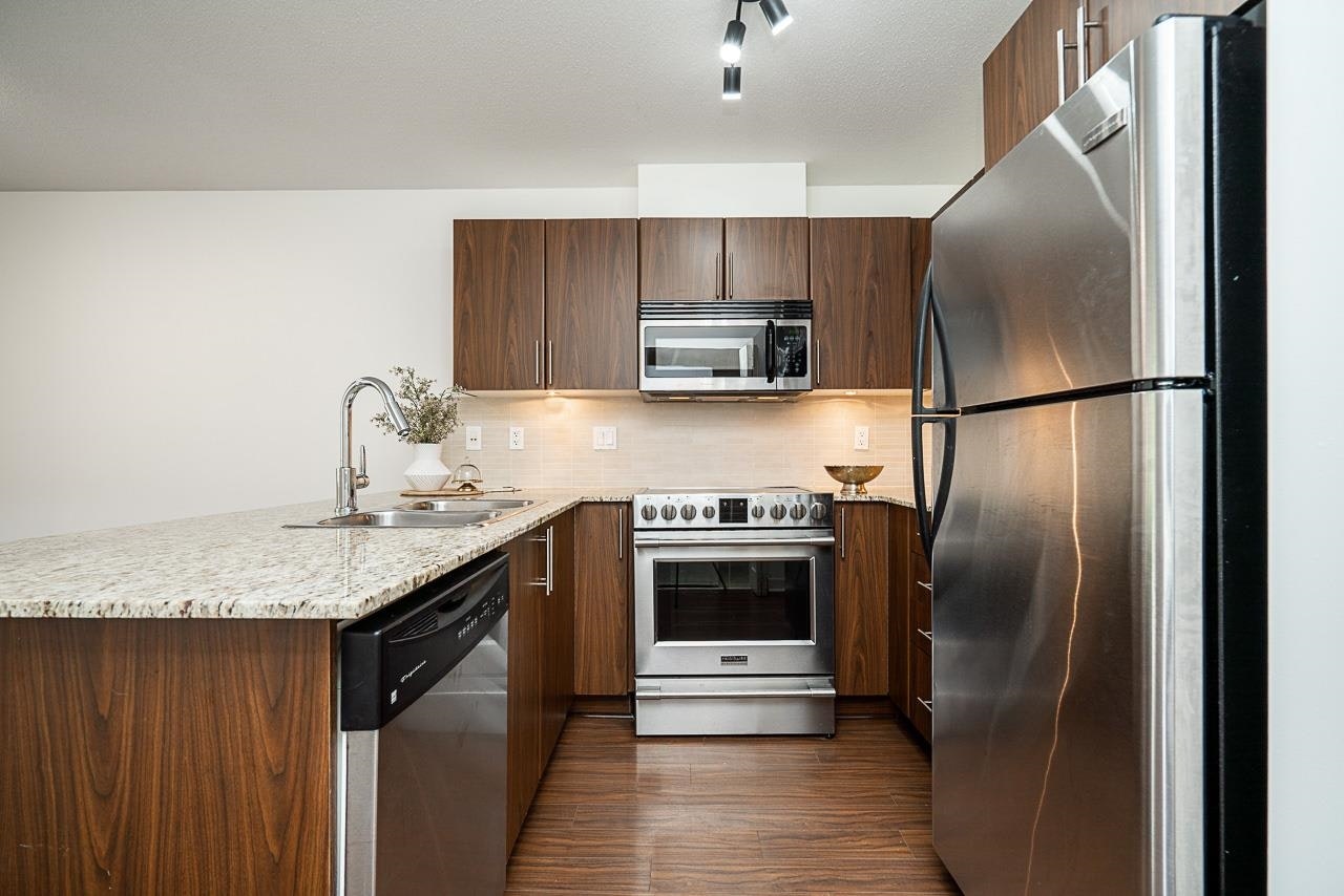 D311-8929 202 Street - 4