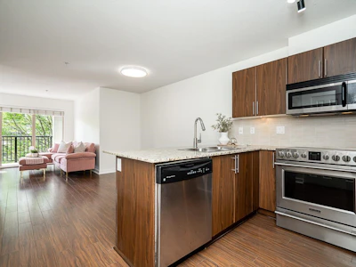 D311-8929 202 Street - 3