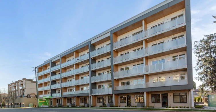205-32110 Hillcrest Avenue, Abbotsford, BC, V2T 1S4 - 2