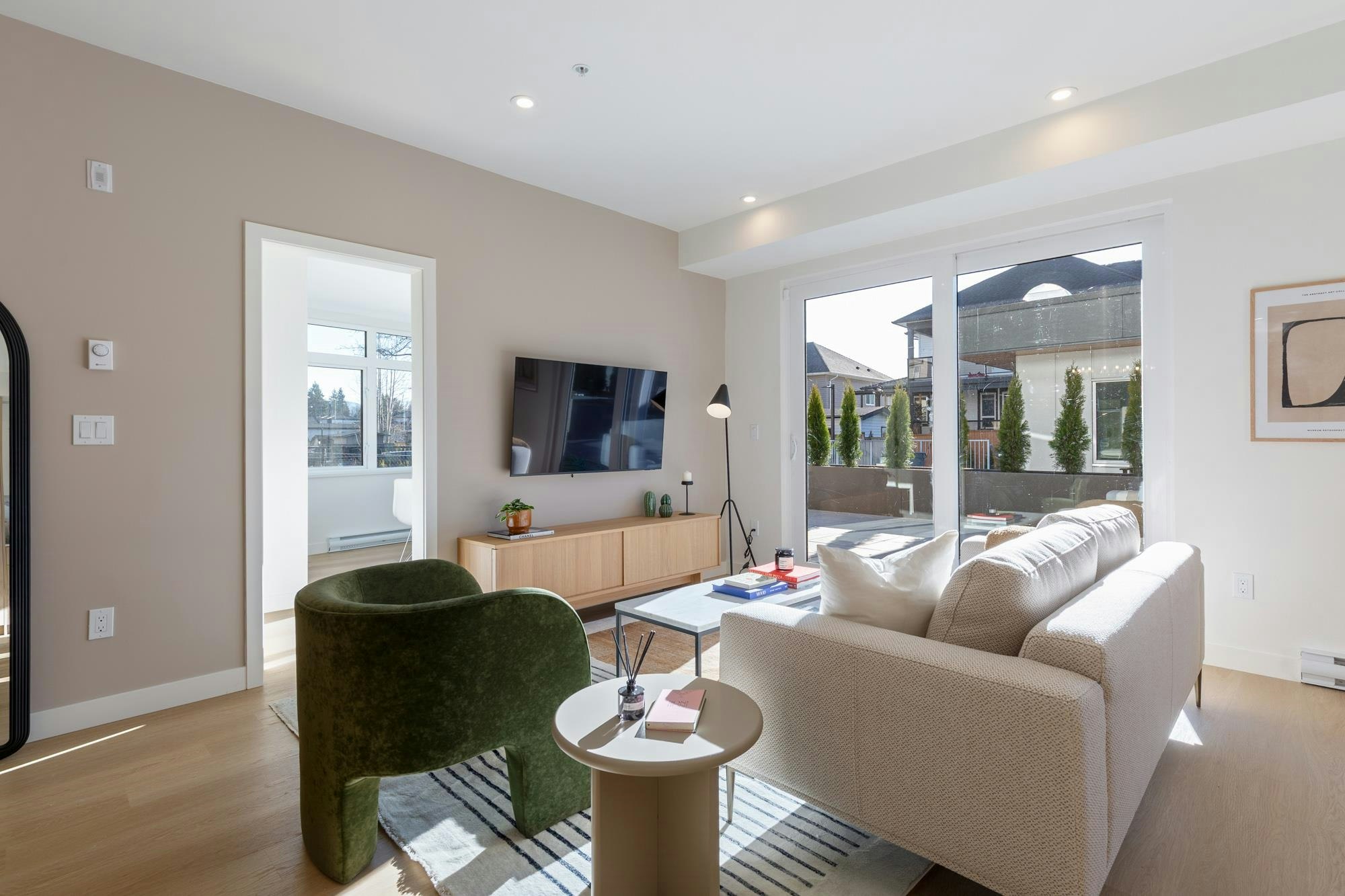205-32110 Hillcrest Avenue, Abbotsford, BC, V2T 1S4 - 17