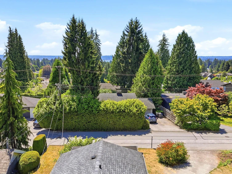 3922 Sunnycrest Drive, North Vancouver, BC, V7R 3C9 - 16