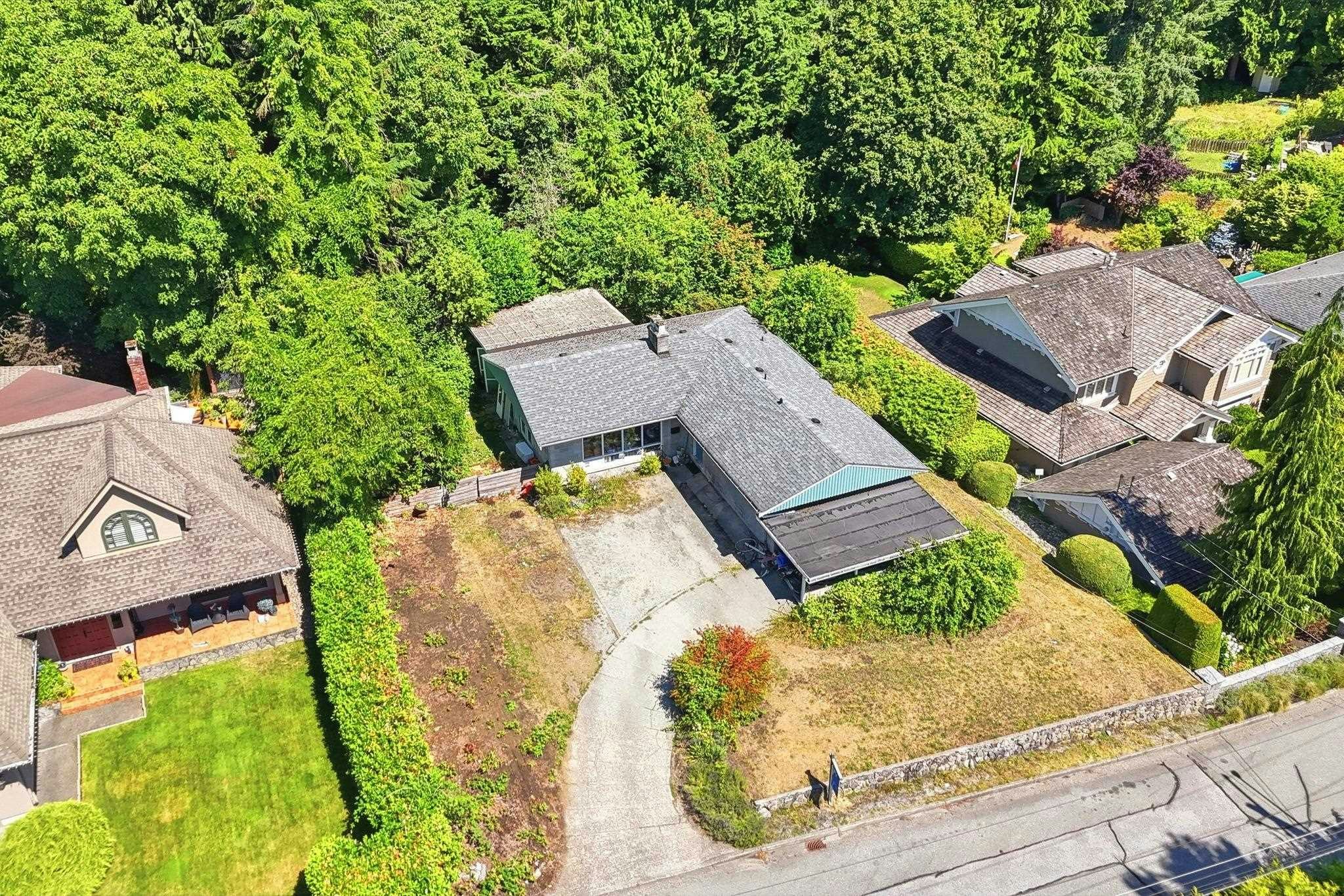 3922 Sunnycrest Drive, North Vancouver, BC, V7R 3C9