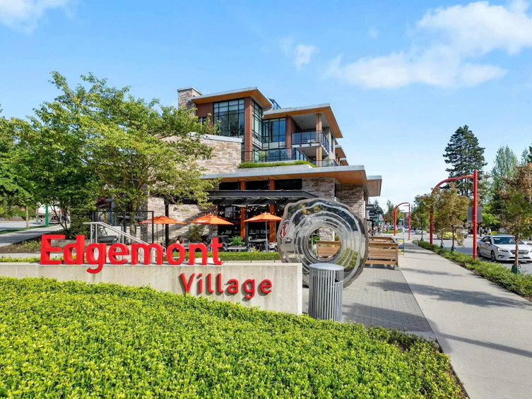 3922 Sunnycrest Drive, North Vancouver, BC, V7R 3C9 - 18