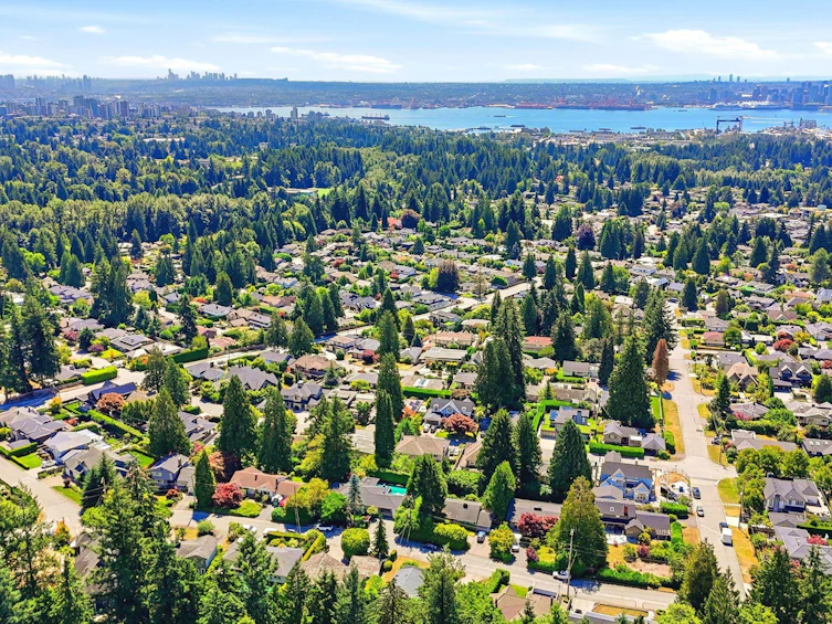 3922 Sunnycrest Drive, North Vancouver, BC, V7R 3C9 - 14