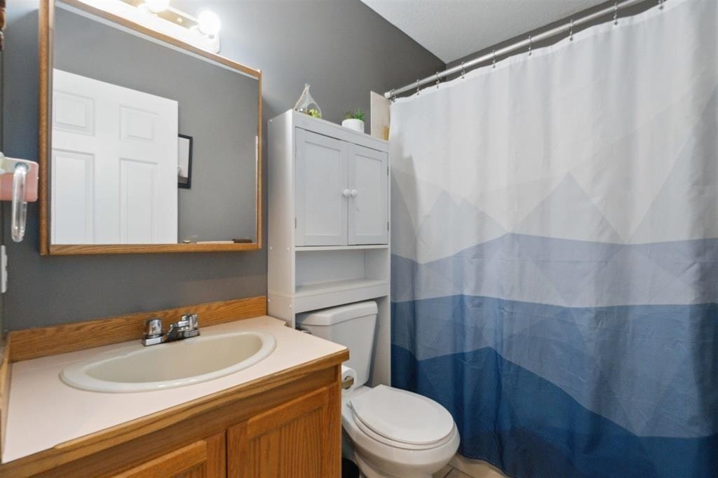 2717 Dehavilland Court, Abbotsford, BC, V2T 5L3 - 13