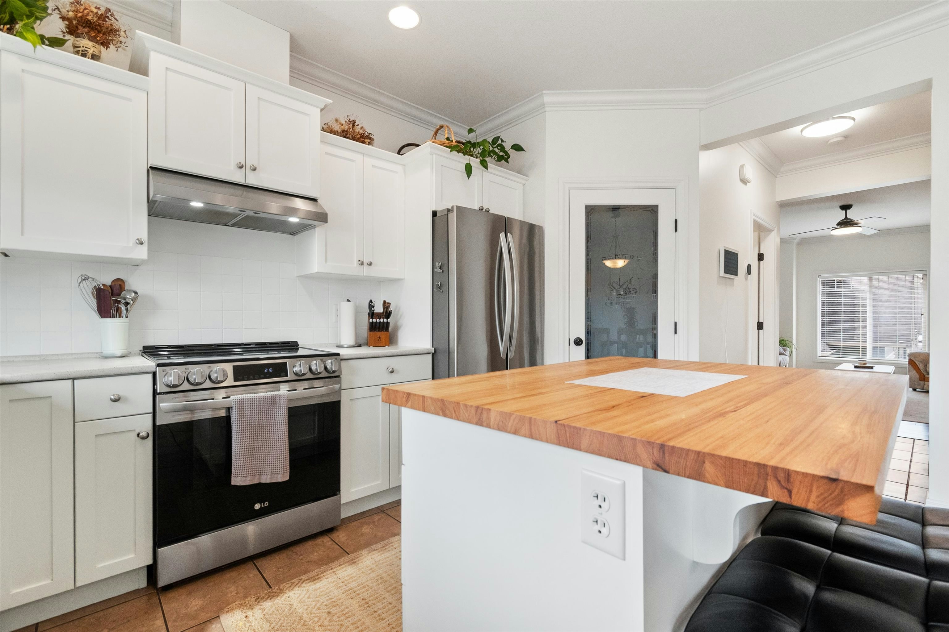 28-6498 Southdowne Place, Chilliwack, BC, V2R 0K3 - 3