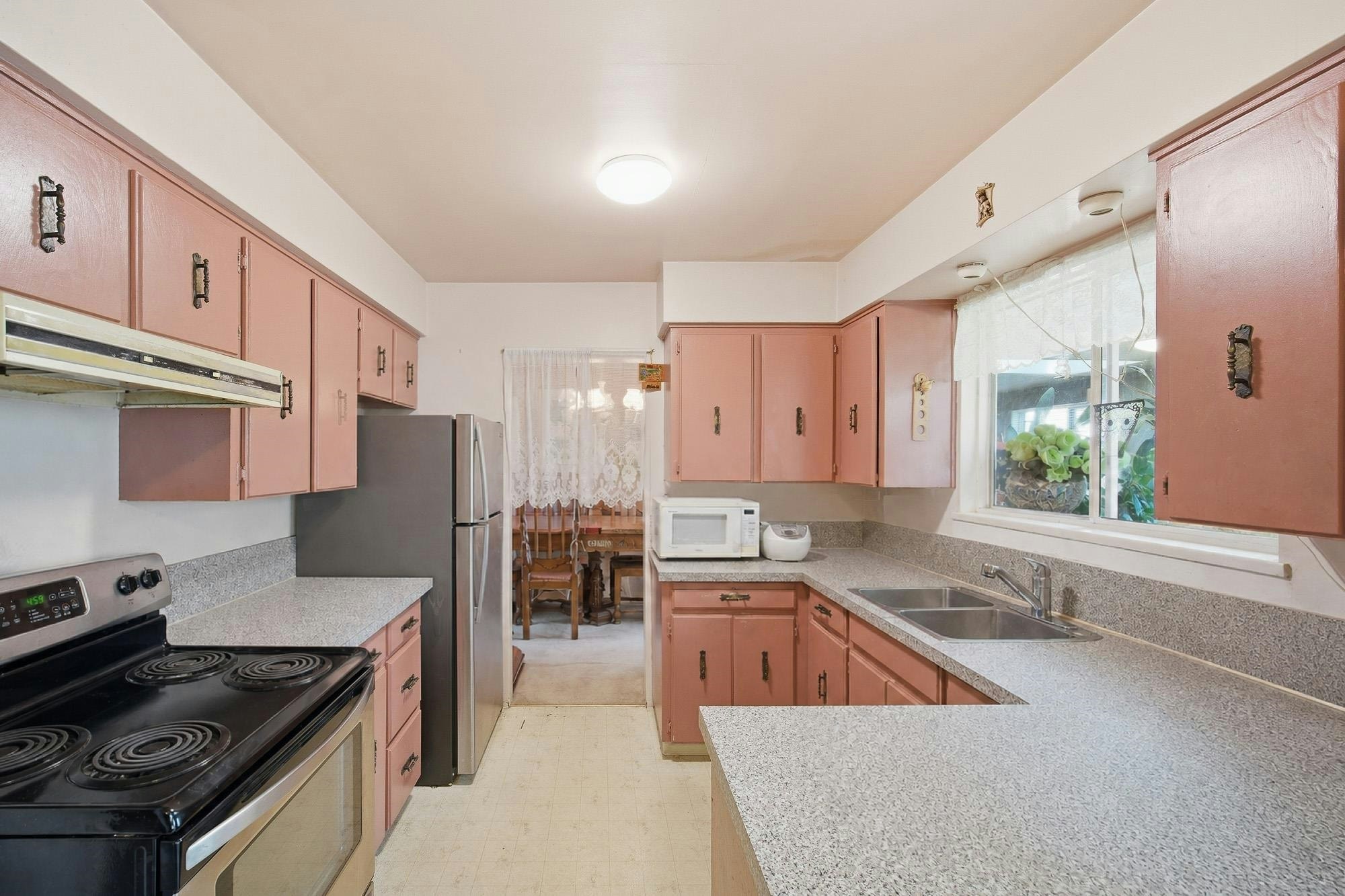 5480 Cathay Road - 5