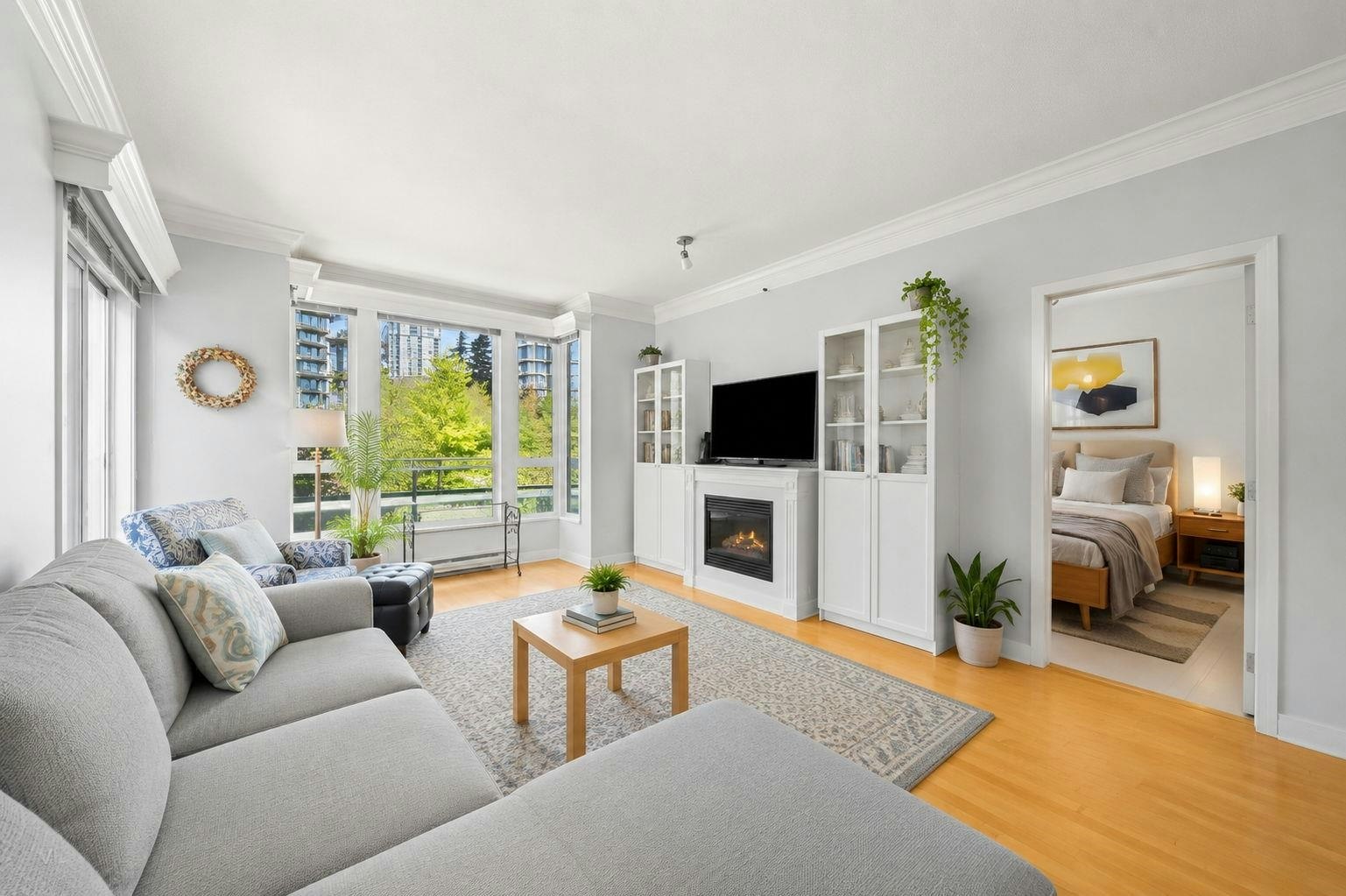 413-14 E Royal Avenue, New Westminster, BC, V3L 5W5