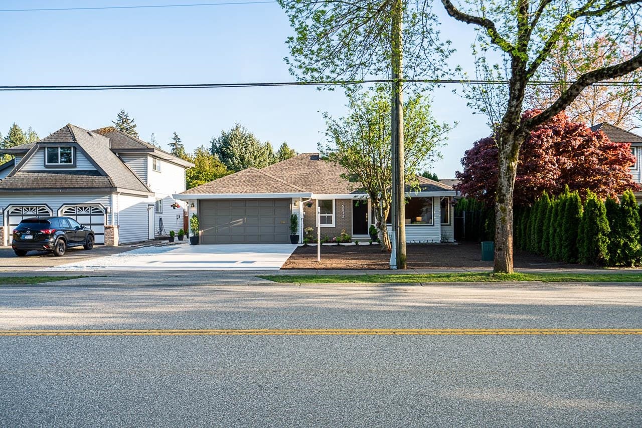 15512 112 Avenue, Surrey, BC, V3R 6H1