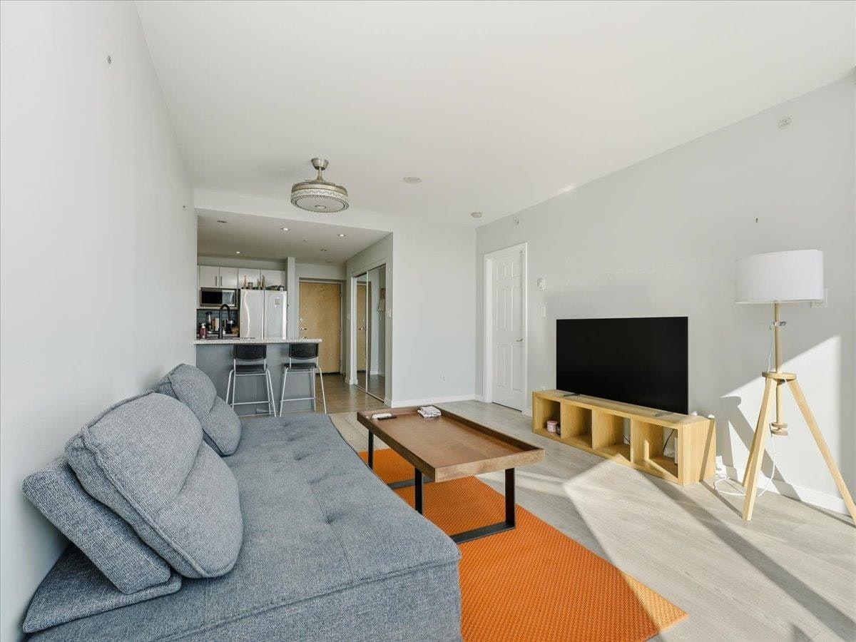 1710-14 Begbie Street - 2