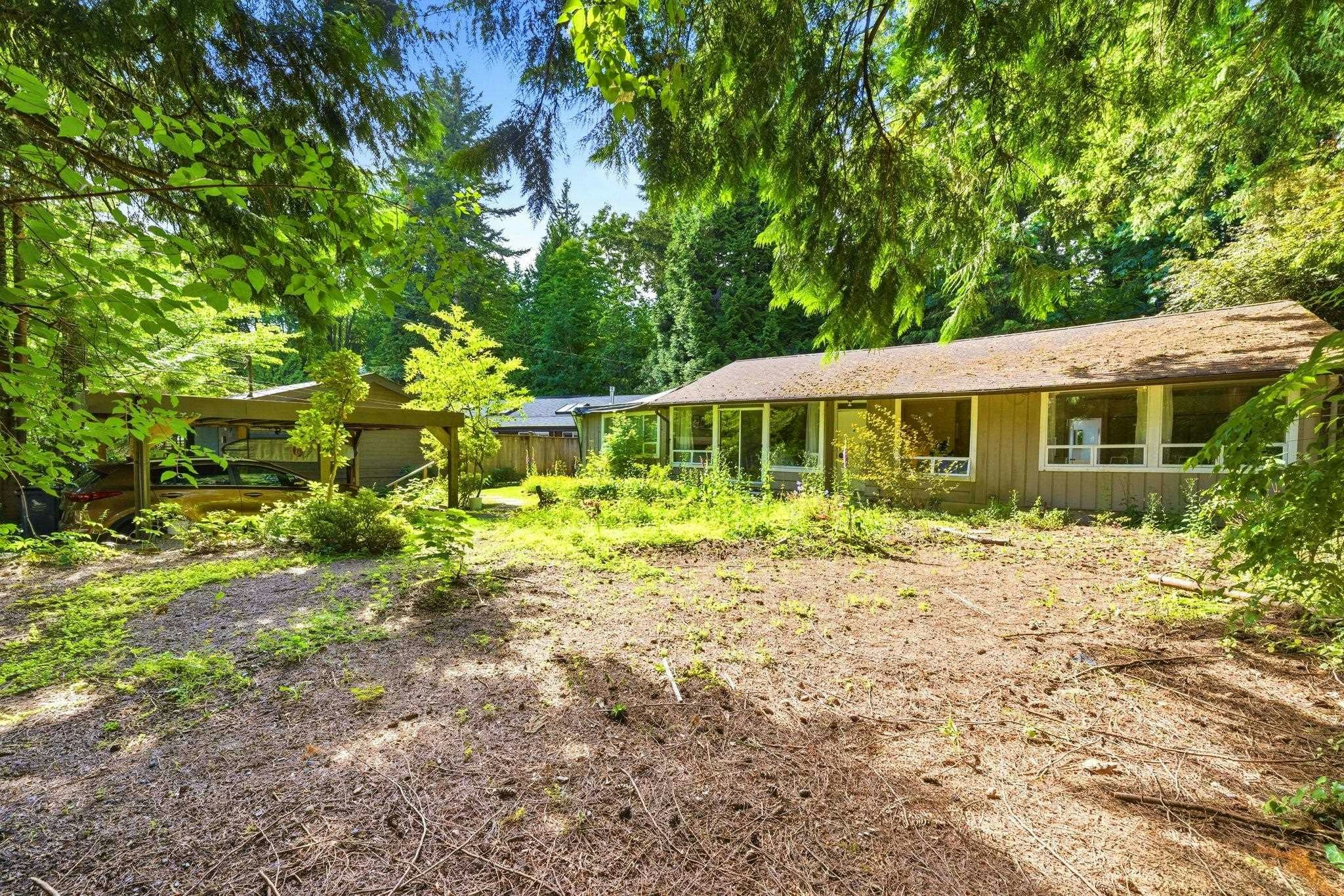 1463 Avonlynn Crescent, North Vancouver, BC, V7J 2V2 - 2