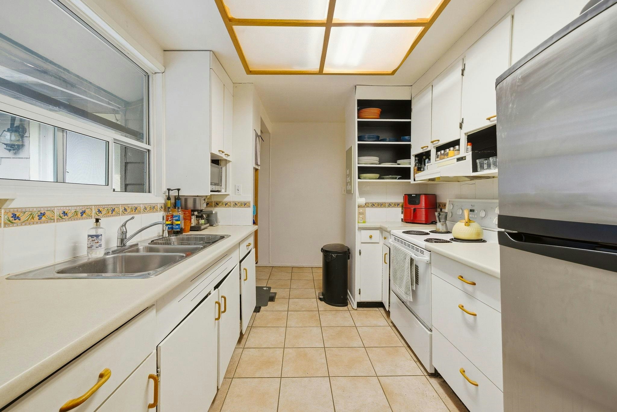 1463 Avonlynn Crescent, North Vancouver, BC, V7J 2V2 - 6