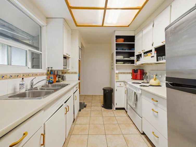 1463 Avonlynn Crescent, North Vancouver, BC, V7J 2V2 - 6