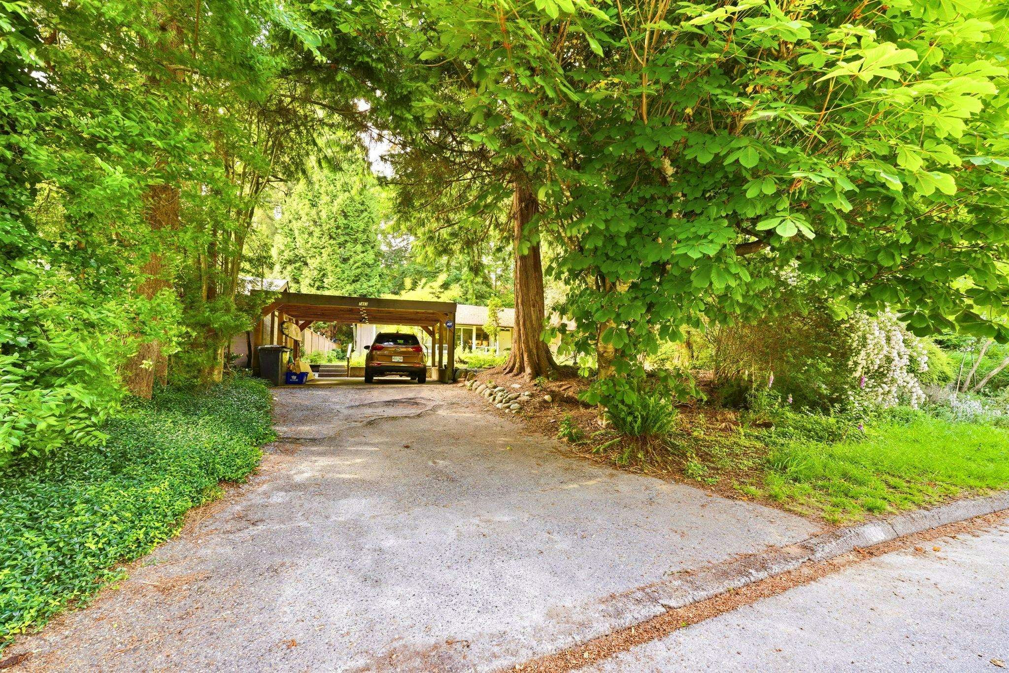 1463 Avonlynn Crescent, North Vancouver, BC, V7J 2V2 - 17