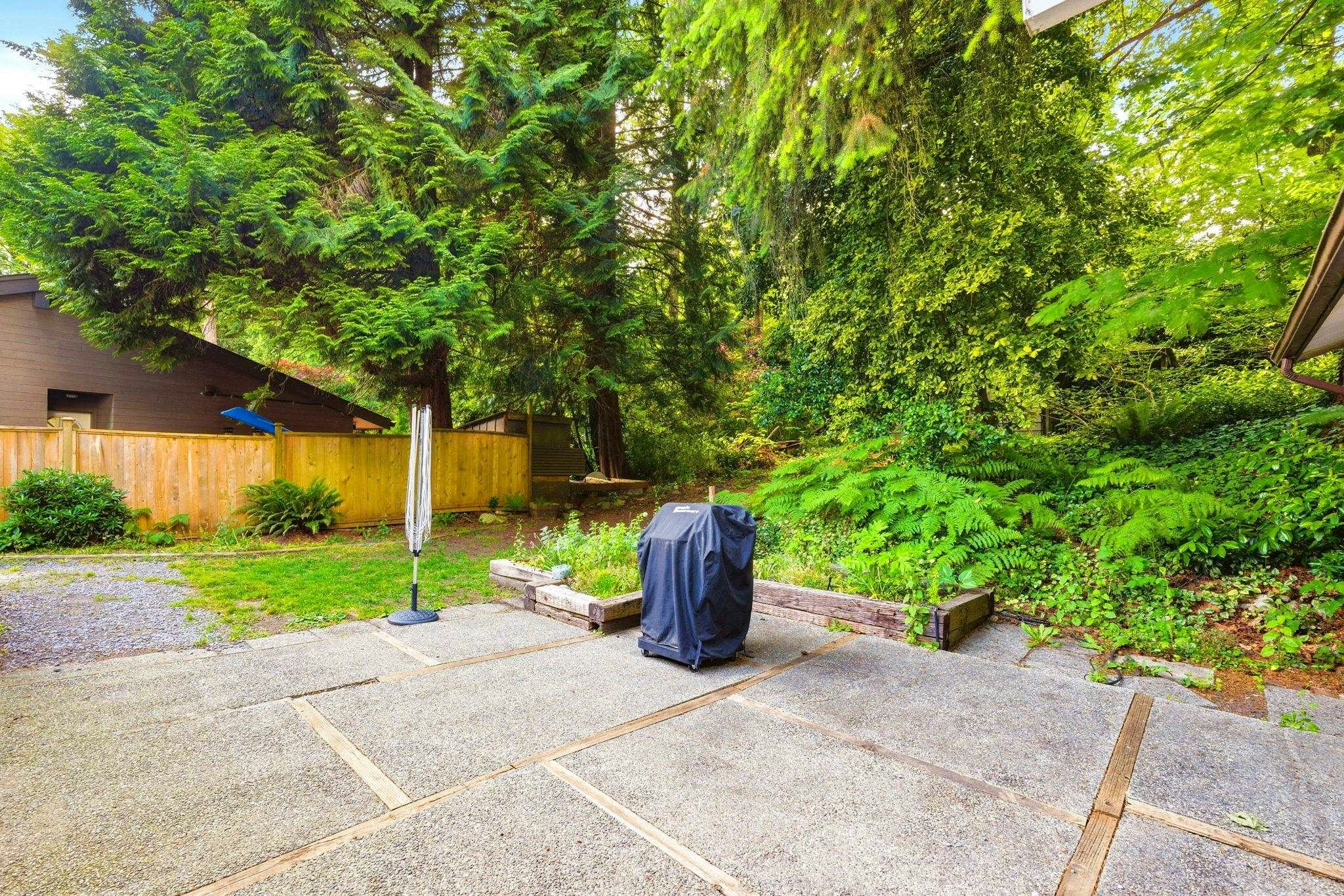 1463 Avonlynn Crescent, North Vancouver, BC, V7J 2V2 - 15