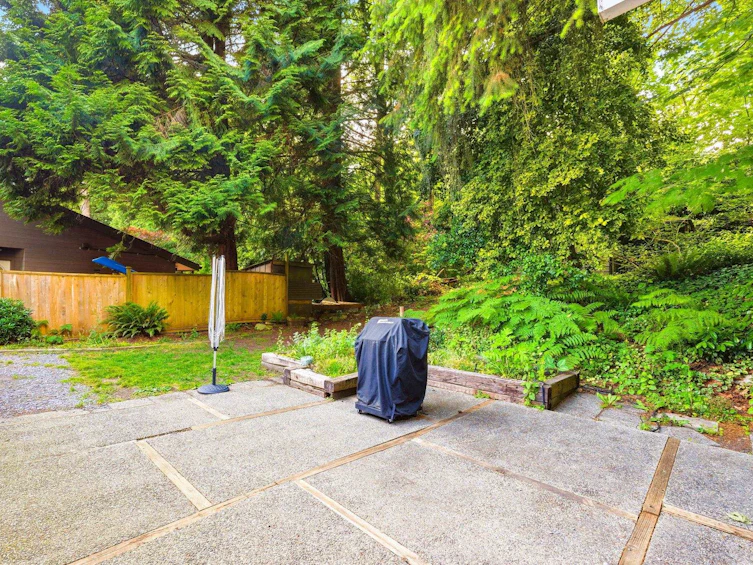 1463 Avonlynn Crescent, North Vancouver, BC, V7J 2V2 - 15