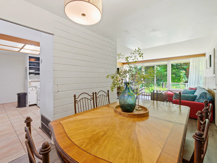 1463 Avonlynn Crescent, North Vancouver, BC, V7J 2V2 - 8