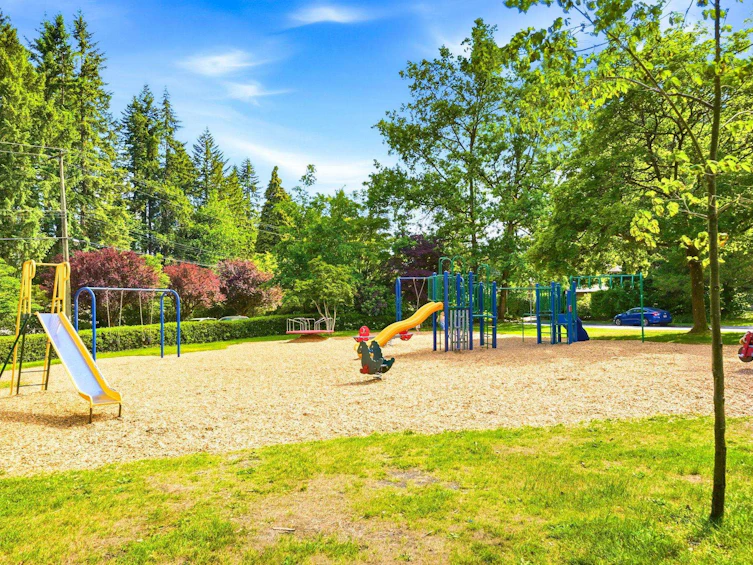 1463 Avonlynn Crescent, North Vancouver, BC, V7J 2V2 - 19