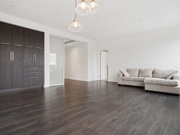608-6677 Cambie Street, Vancouver, BC, V6P 0E6 - 2