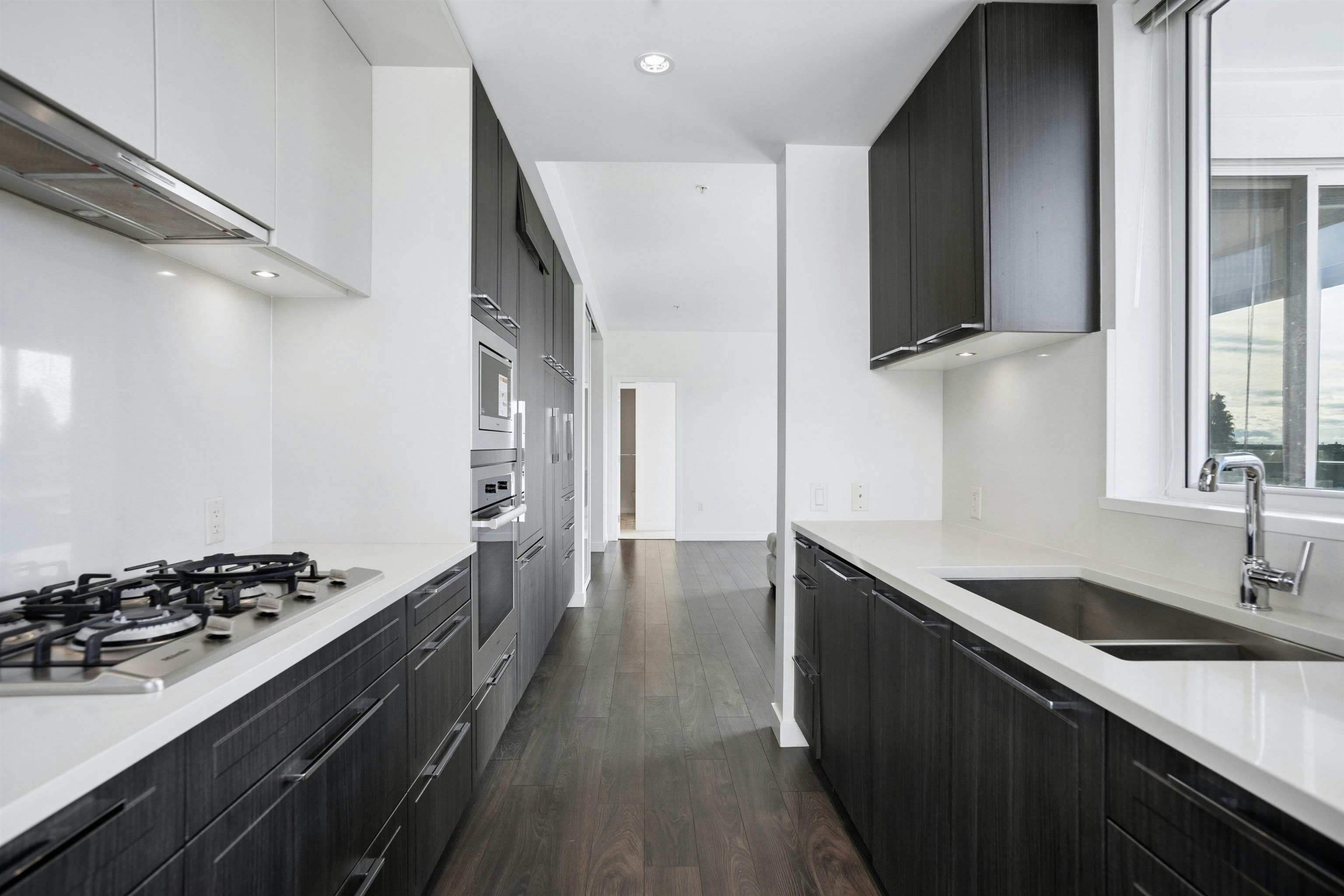 608-6677 Cambie Street, Vancouver, BC, V6P 0E6 - 12