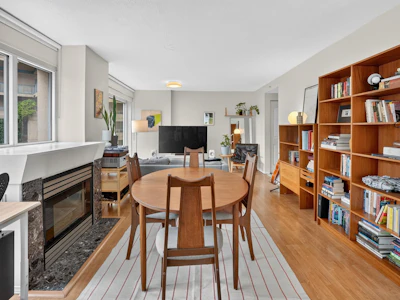 602-183 Keefer Place - 5