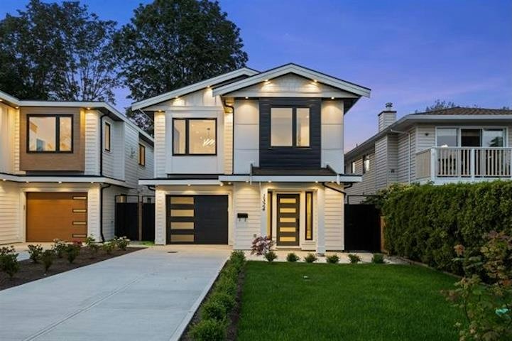 1324 W 15th Street, North Vancouver, BC, V7P 1N2