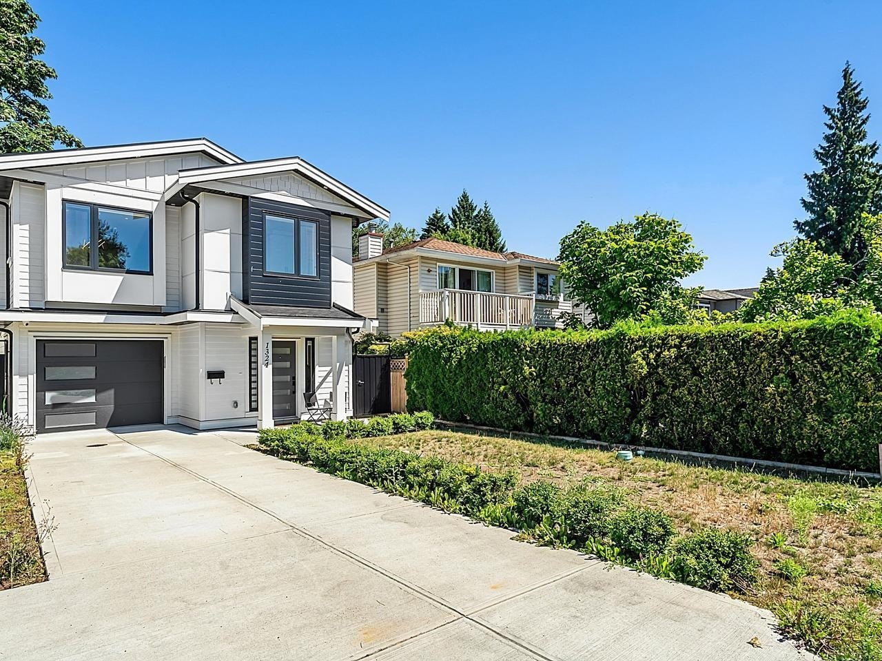 1324 W 15th Street, North Vancouver, BC, V7P 1N2