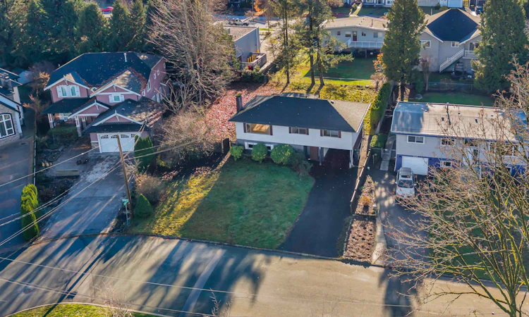 1640 Spray Avenue