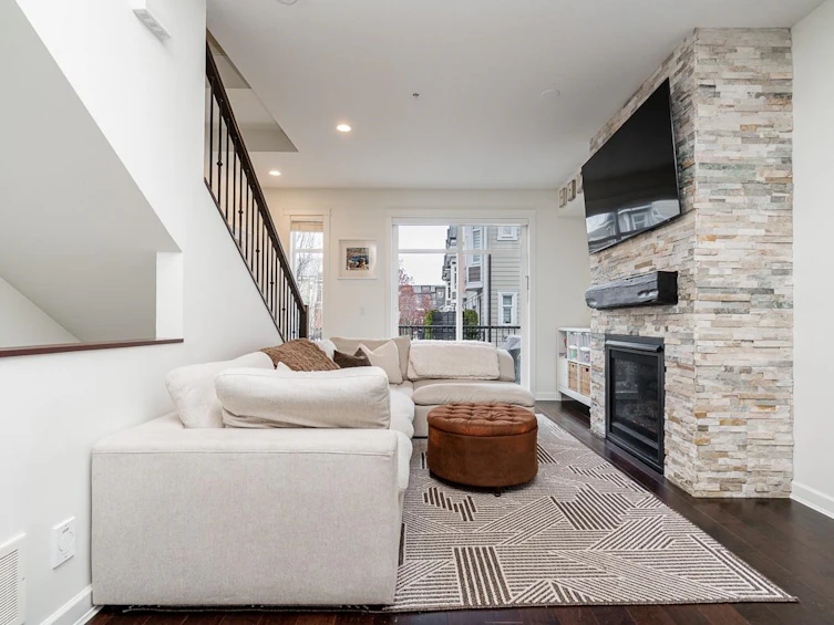 44-8068 207 Street, Langley, BC, V2Y 0M9